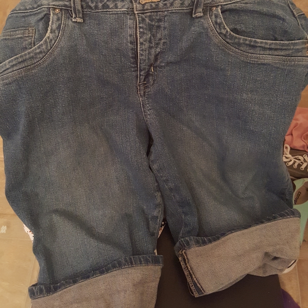 Comfortable cuffed blue jean shorts